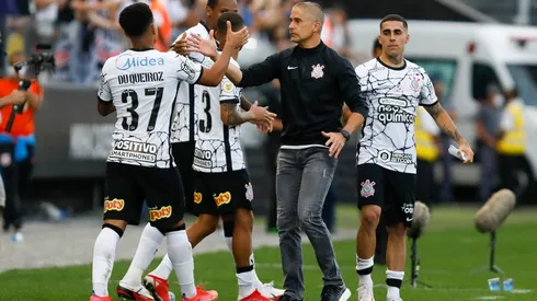 Corinthians v Athletico Paranaense – Brasileirao 2021