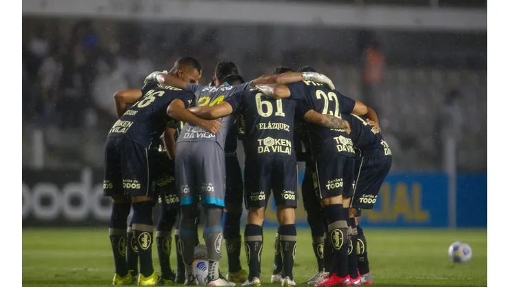 Santos v Fluminense - Brasileirao 2021
