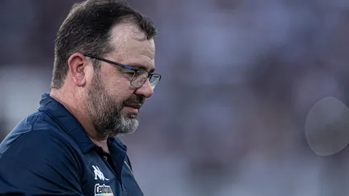 Enderson Moreira, treinador do Botafogo (Foto: Jorge Rodrigues/AGIF)