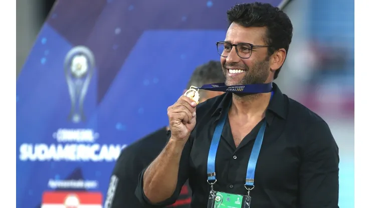 Athletico Paranaense v Red Bull Bragantino - Copa CONMEBOL Sudamericana 2021: Final
