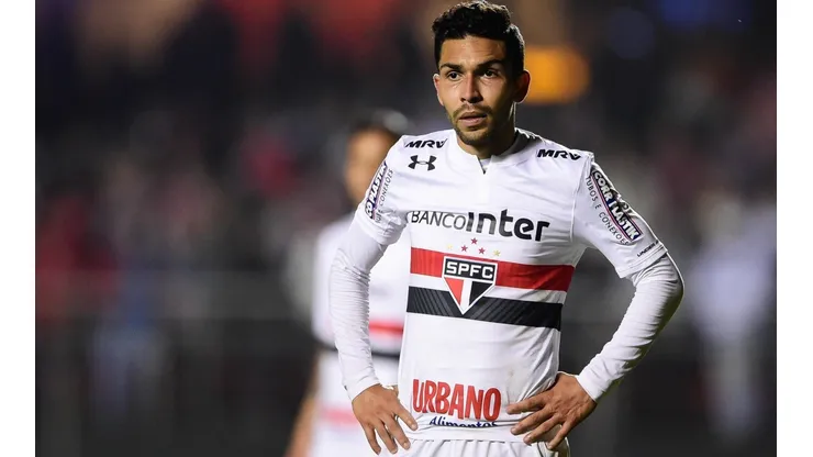 Petros pode reforçar clube da Série B