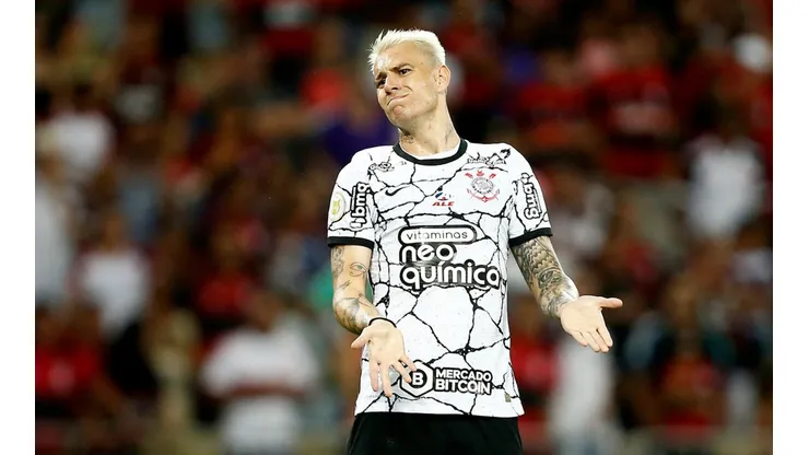 Flamengo v Corinthians - Brasileirao 2021