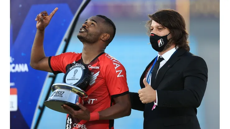 Athletico Paranaense v Red Bull Bragantino - Copa CONMEBOL Sudamericana 2021: Final