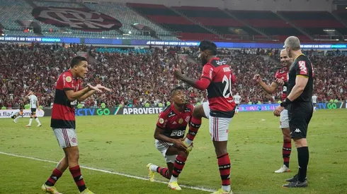 Flamengo v Corinthians - Brasileirao 2021
