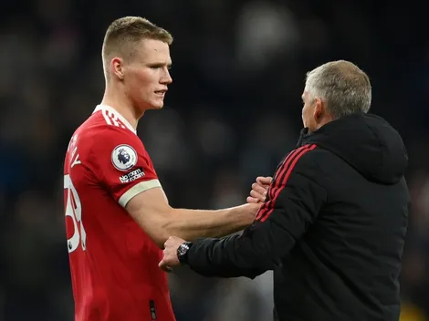 Manchester United define seu treinador para a temporada