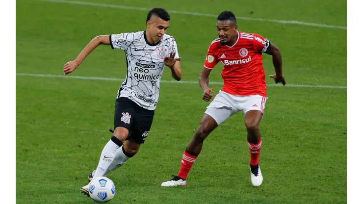 Corinthians v Internacional - Brasileirao 2021
