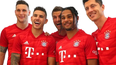 FC Bayern Muenchen And Paulaner Photo Session