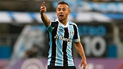 Gremio v Lanus - Copa CONMEBOL Sudamericana 2021