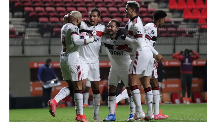 Union La Calera v Flamengo - Copa CONMEBOL Libertadores 2021