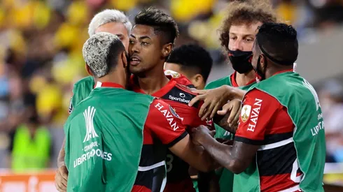 Barcelona SC v Flamengo - Copa CONMEBOL Libertadores 2021