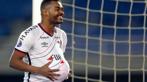 America v Athletico Paranaense - Copa CONMEBOL Sudamericana 2021