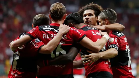 Flamengo v Olimpia - Copa CONMEBOL Libertadores 2021