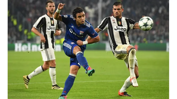 Juventus v Olympique Lyonnais - UEFA Champions League