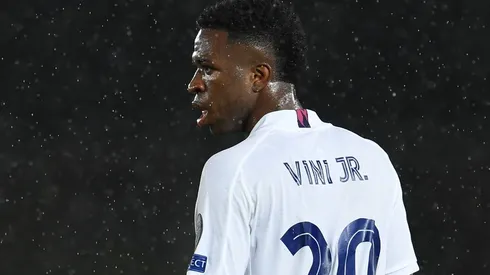 Real Madrid v Chelsea - UEFA Champions League Semi Final: Leg One