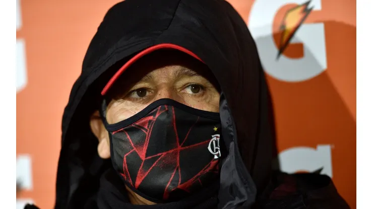 Defensa y Justicia v Flamengo - Copa CONMEBOL Libertadores 2021