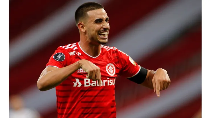 Internacional v Olimpia - Copa CONMEBOL Libertadores 2021