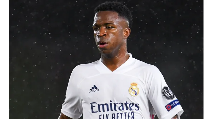 Real Madrid v Chelsea - UEFA Champions League Semi Final: Leg One