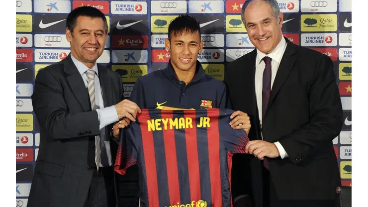 Neymar Is Unveiled At Camp Nou As New Barcelona Signing