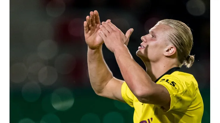 SV Wehen Wiesbaden v Borussia Dortmund - DFB Cup: First Round