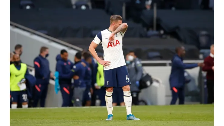 Tottenham Hotspur v Aston Villa - Premier League