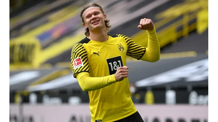 Borussia Dortmund v Bayer 04 Leverkusen - Bundesliga