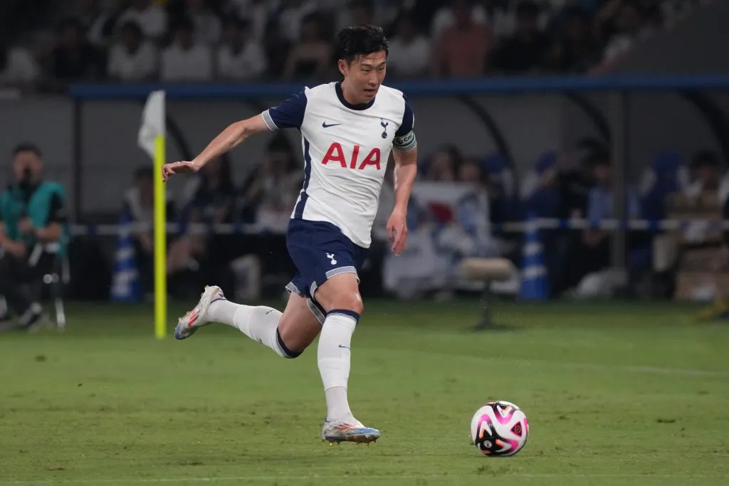 Son, em amistoso pelo Tottenham contra o Vissel Kobe