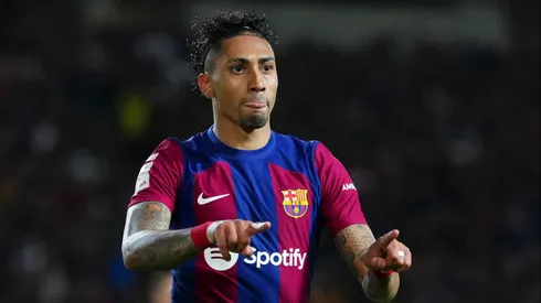R$ 398 milhões: Raphinha, do Barcelona, recebe proposta oficial para assinar com novo clube.(Photo by Alex Caparros/Getty Images)