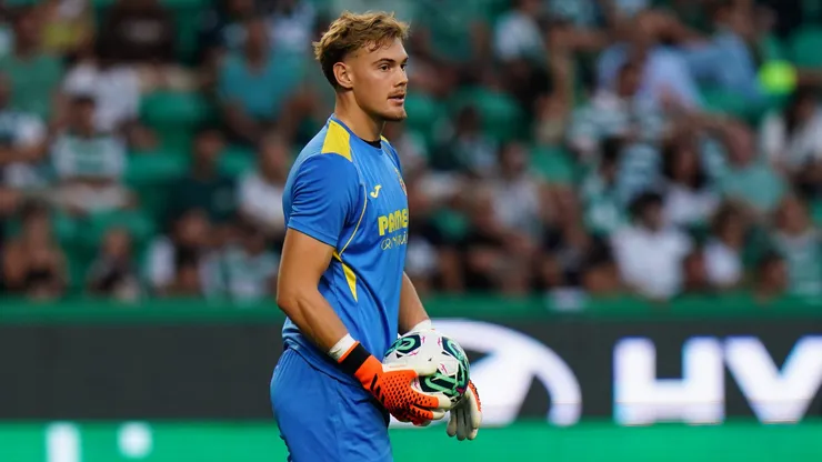 Filip Jorgensen, novo goleiro do Chelsea. (Photo by Gualter Fatia/Getty Images)