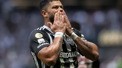 Hulk comemora um de seus gols na vitória do Atlético-MG contra o Vasco no Brasileirão. (Sipa US / Alamy Stock Photo)