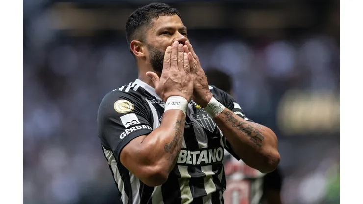 Hulk comemora um de seus gols na vitória do Atlético-MG contra o Vasco no Brasileirão. (Sipa US / Alamy Stock Photo)