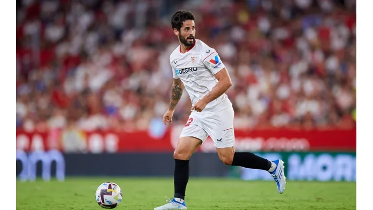 Sevilla FC v Real Valladolid CF - LaLiga Santander