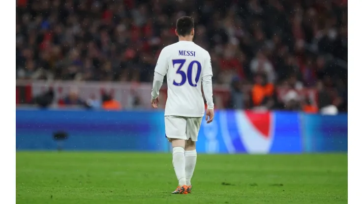 PSG mira destaque da Serie A para substituir Messi; Kolo Muani também está na mira