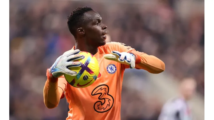 Gigante da Serie A surpreende e vai com tudo para fechar com Edouard Mendy, em baixa no Chelsea