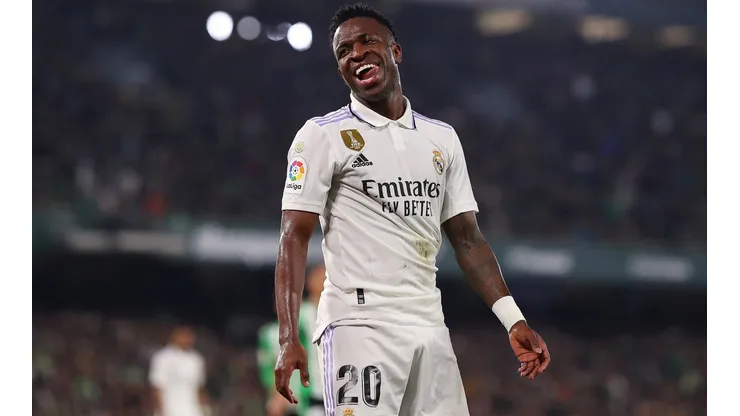 Vini Jr foi elogiado pelo perfil oficial do Real Madrid