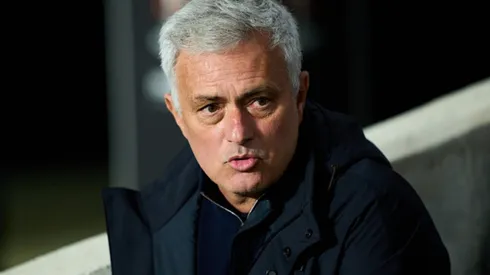 José Mourinho, recebeu propostas de clubes árabes.