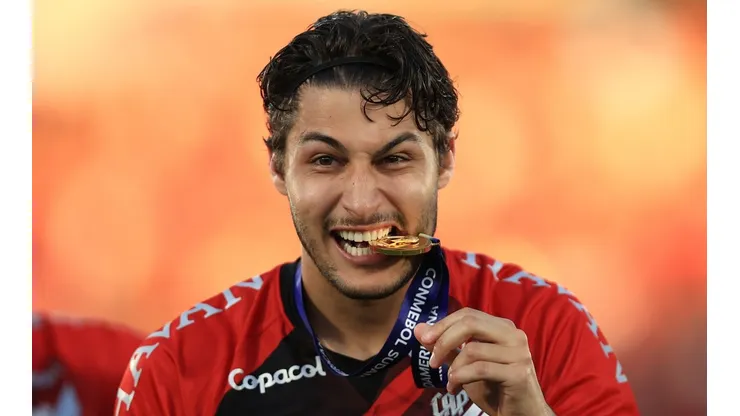 Athletico Paranaense v Red Bull Bragantino - Copa CONMEBOL Sudamericana 2021: Final