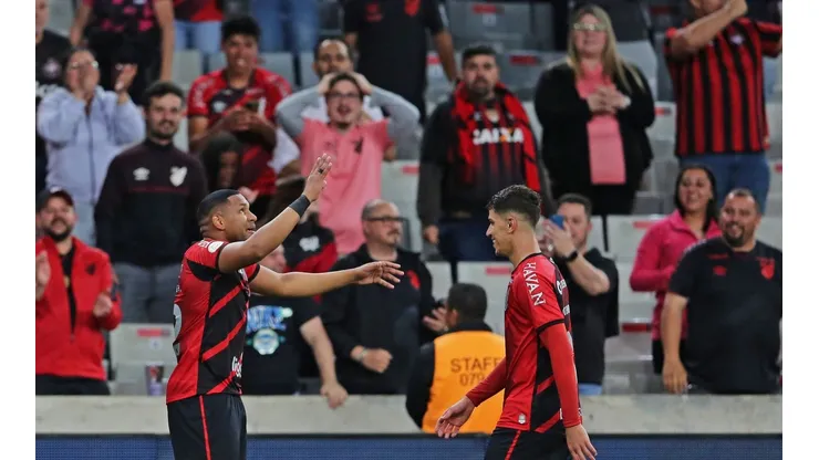 Athletico Paranaense v Palmeiras - Brasileirao 2022