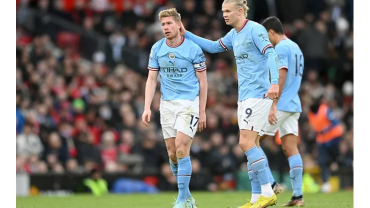 Os times de Manchester dominam as primeiras posições na folha salarial da Premier.