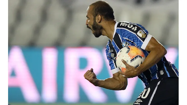 Santos v Gremio - Copa CONMEBOL Sudamericana 2020
