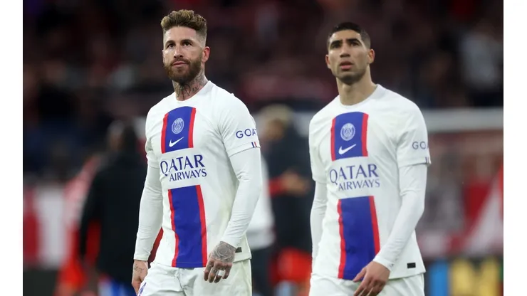 Sérgio Ramos (esq) é especulado no Al-Nassr, time de Cristiano Ronaldo