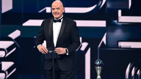 Gianni Infantino se solidarizou com Vini Jr ao ser questionado sobre os ataques racistas sofridos pelo brasileiro