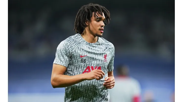 Alexander-Arnold foi criticado por ídolo do Liverpool