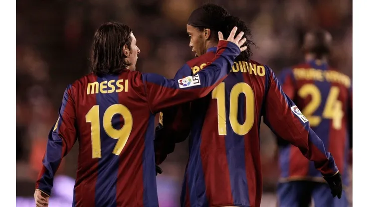 Xavi Hernández compara Lewandowski com Lionel Messi e Ronaldinho Gaúcho
