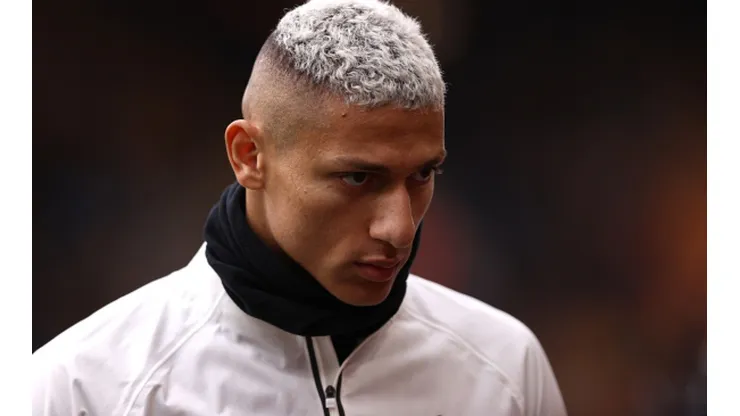 Richarlison perde a paciência e desabafa após a eliminação do Tottenham