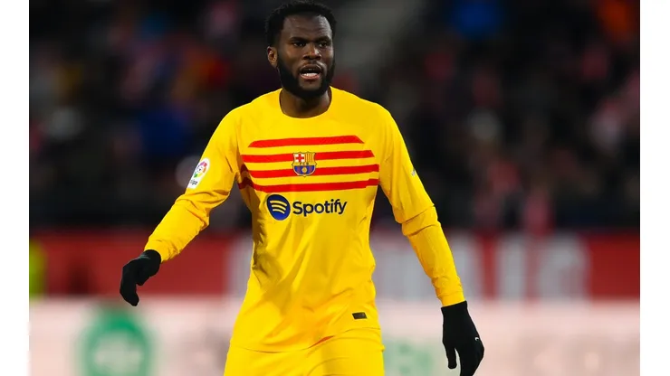 Kessie entra na mira de gigante inglês