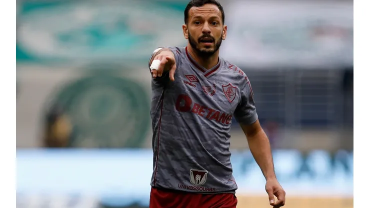 Yago deixa o Fluminense e acerta com gigante do brasileirão