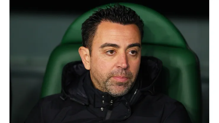 Xavi pode contar com nova peça em seu elenco em breve
