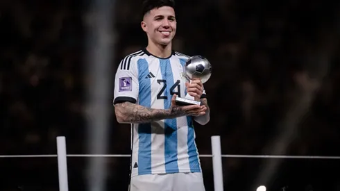 Enzo Fernández foi eleito o melhor jogador sub-21 da Copa do Mundo no Catar.