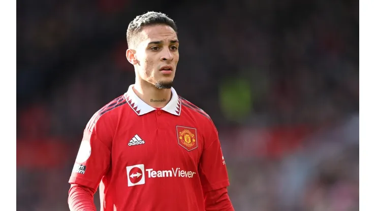 Antony é duramente criticado por lenda do Manchester United