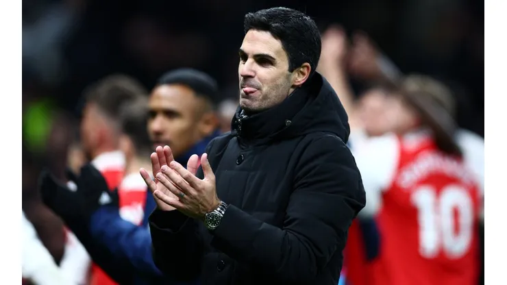 Mikel Arteta, técnico do Arsenal, finalmente terá o meio-campista que deseja para a equipe